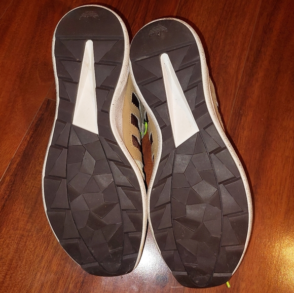 Men's Adidas SL Loop. - Picture 7 of 9